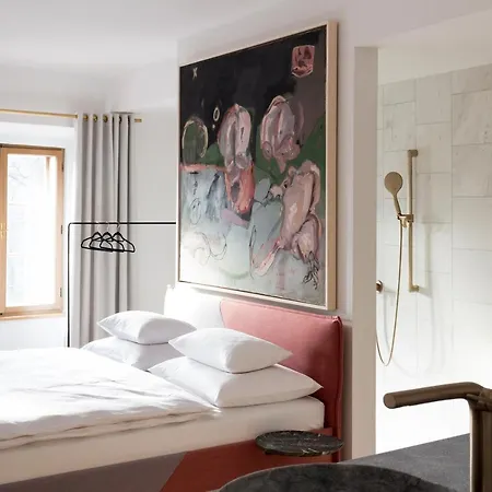 Hotell Kai 36 - Zwischen Fels Und Fluss Graz