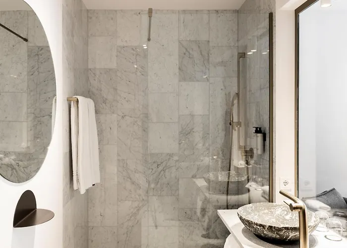 Kai 36 - Zwischen Fels Und Fluss מלון 5*