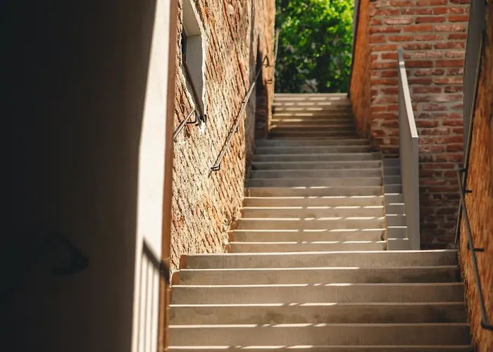 Kai 36 - Zwischen Fels Und Fluss מלון גראץ